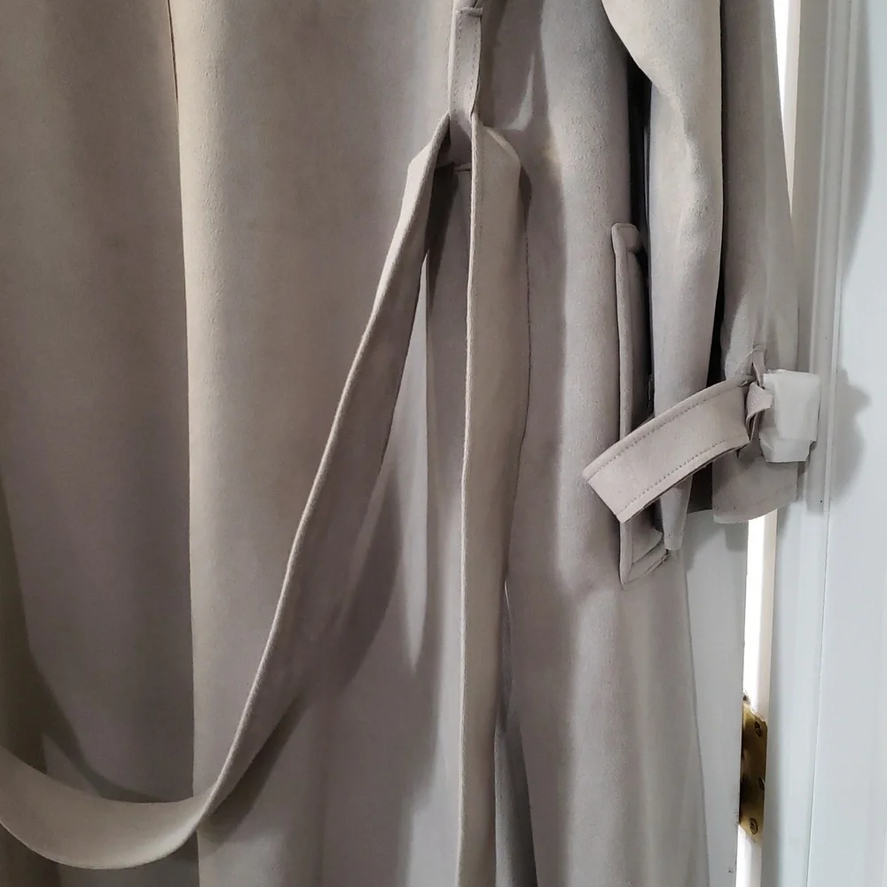 T Tahari Plus Size Mel Faux Suede Classic Trench Coat Light Taupe - Picture 7 of 15